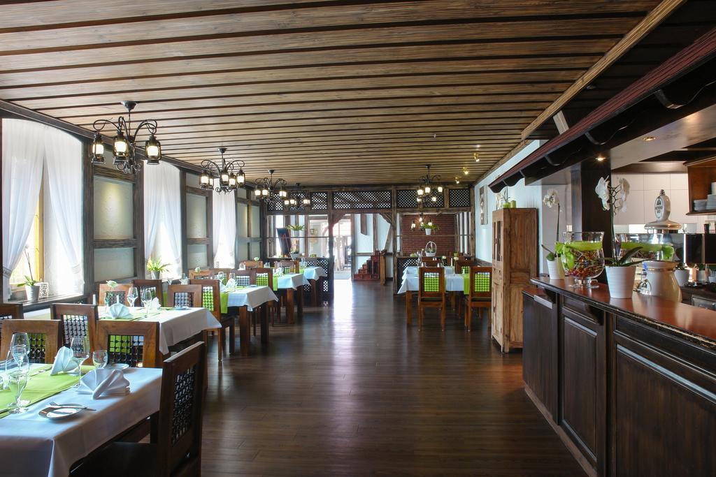 Hotel Krone فريزينهايم المظهر الخارجي الصورة